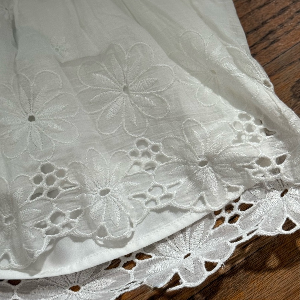 NEW Abercrombie Kids White Embroidered Shorts Set - Picture 6 of 16
